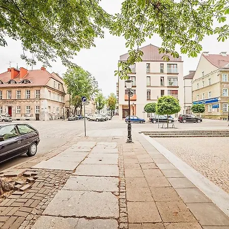 Dominikanska 9 - Bemyguest! In *